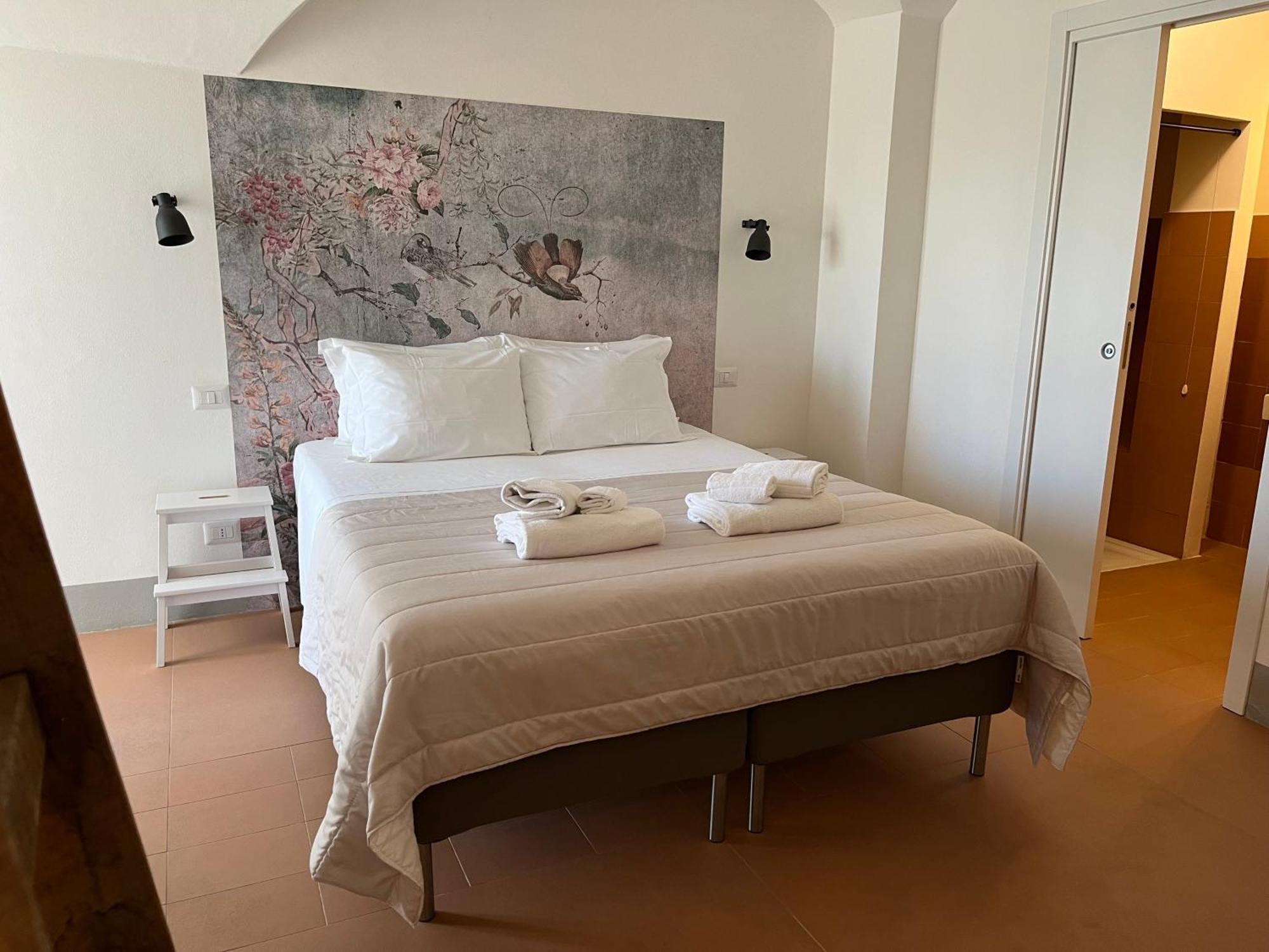 Dimora Di Dante Bed and Breakfast Chiaramonte Gulfi Eksteriør billede